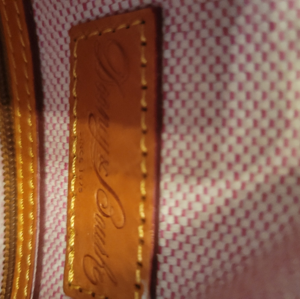 Dooney and Bourke Dillon handbag - Picture 7 of 9